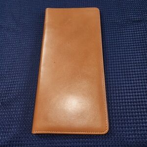 Winn International Cowhide Nappa Leather Slim Travel Organizer.